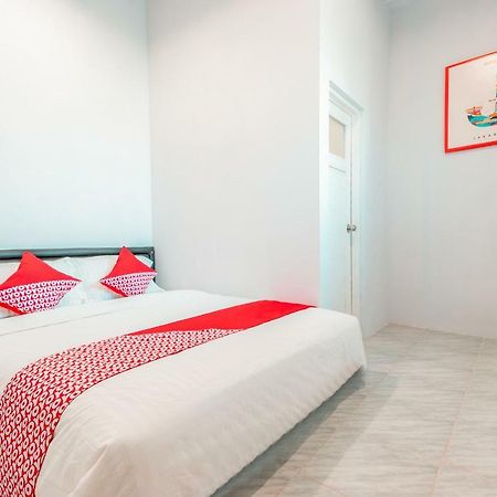 ฟองคี เพลส Hotel จาการ์ตา ภายนอก รูปภาพ