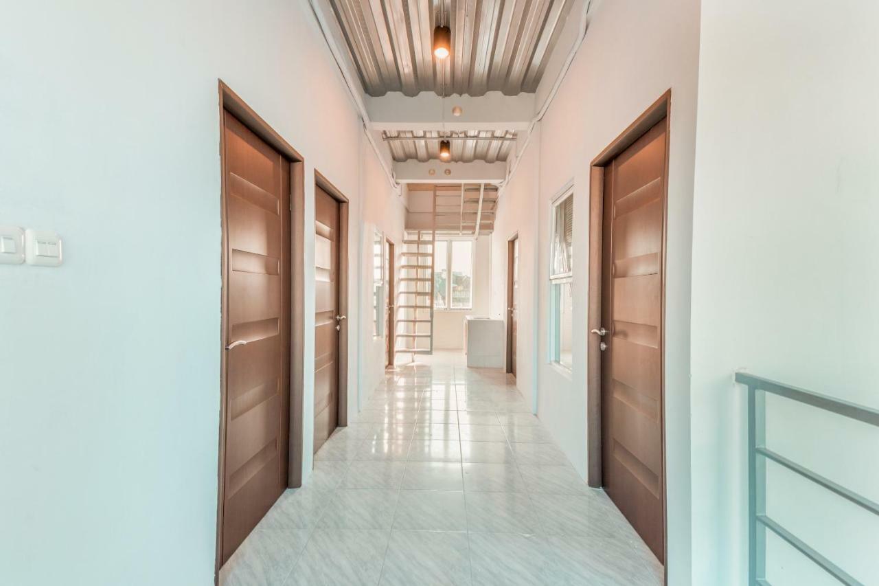 ฟองคี เพลส Hotel จาการ์ตา ภายนอก รูปภาพ