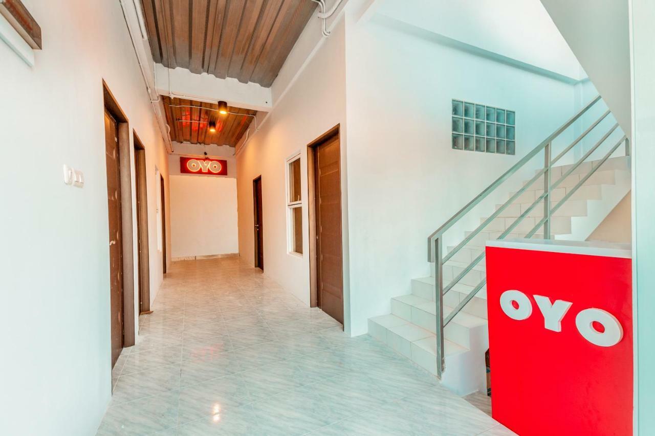 ฟองคี เพลส Hotel จาการ์ตา ภายนอก รูปภาพ