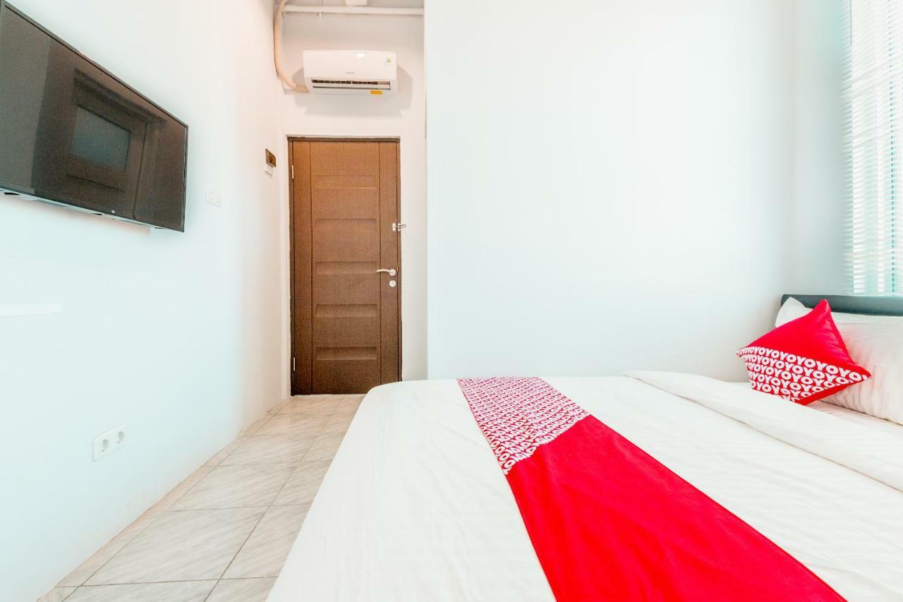 ฟองคี เพลส Hotel จาการ์ตา ภายนอก รูปภาพ